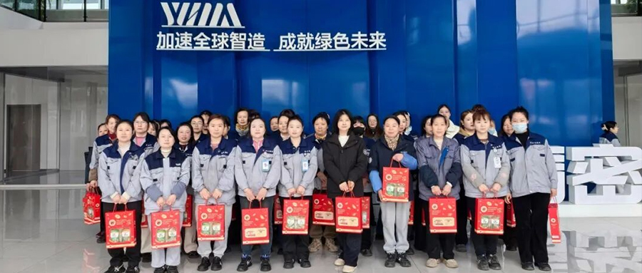 御馬精密：今天，把C位留給最美的“女神”們！